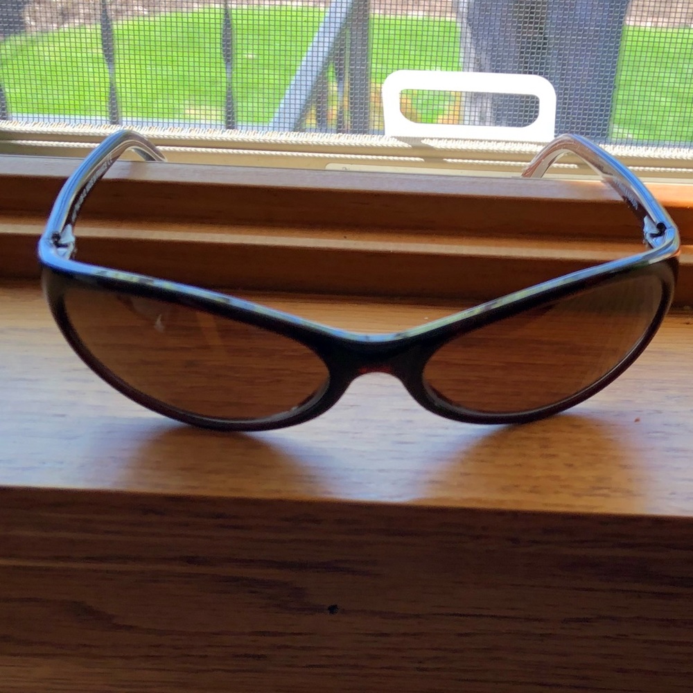 Gently used Maui Jim’s sunglasses with case